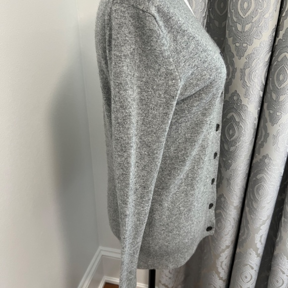 J. CREW CARDIGAN with Cashmere - Picture 5 of 10